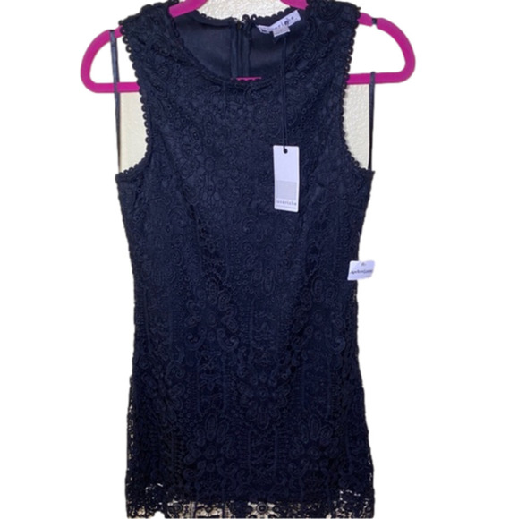 Loveriche crochet lace‎ mini dress size S - Picture 1 of 8